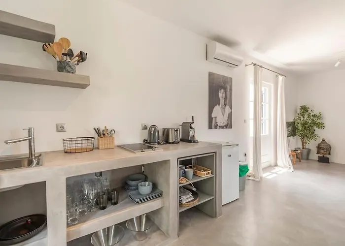 Beautiful, Sunny In Apartamento *